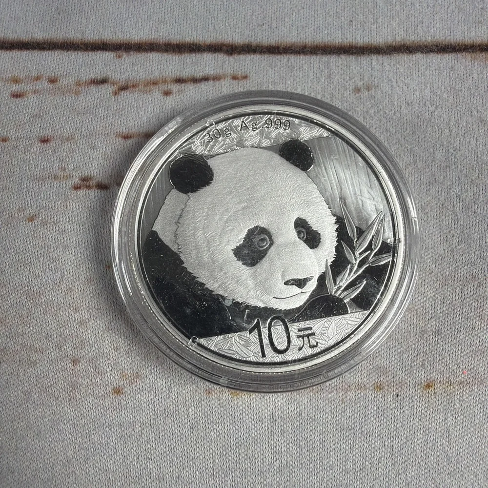 2018 China Panda 10 Yuan 30g Silver Coin Temple of Heaven Uncirculated Used